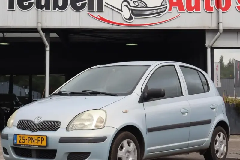 Toyota Yaris (2004)