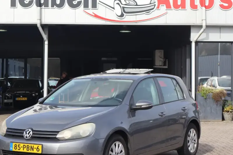Volkswagen Golf (2011)