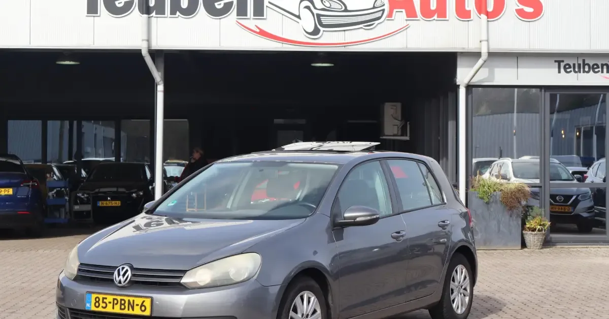 Volkswagen Golf (2011) — foto 1