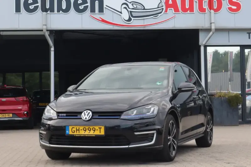 Volkswagen Golf (2015)