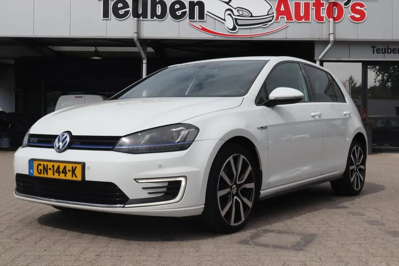 Volkswagen Golf (2015)