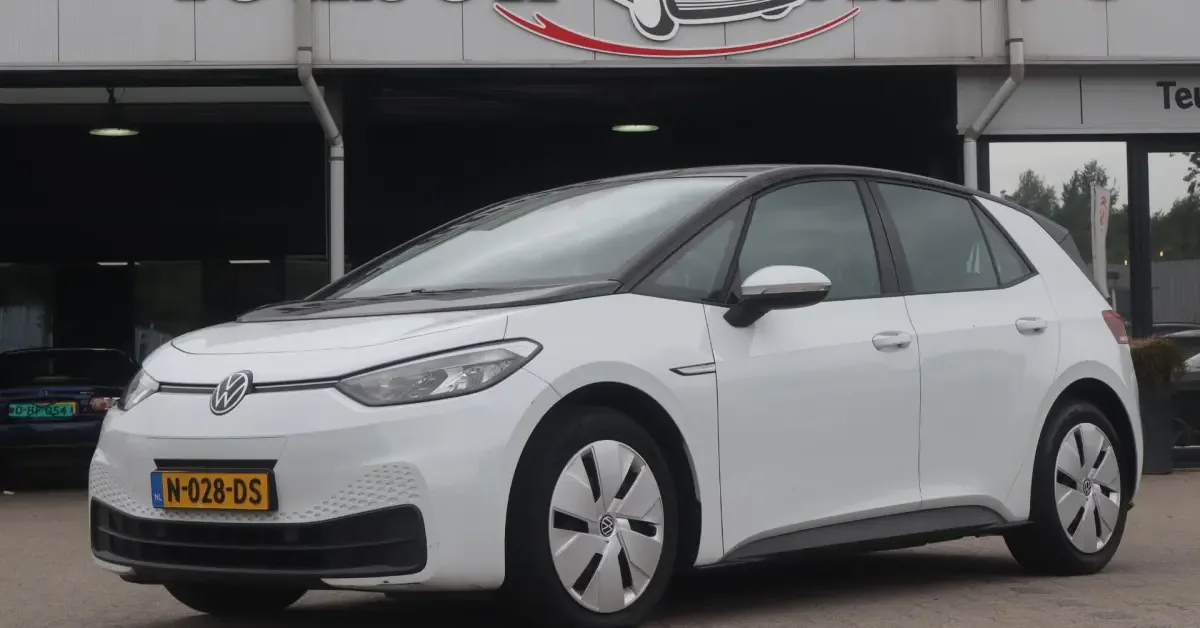 Volkswagen ID.3 (2021) — foto 1