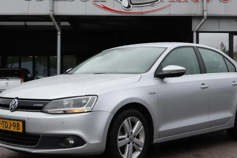 Volkswagen Jetta (2013)