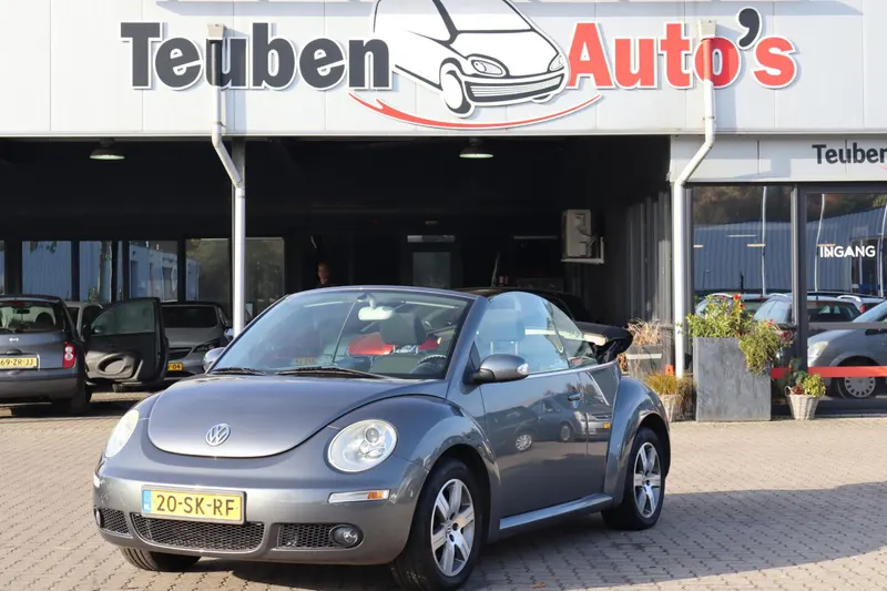 Volkswagen New Beetle (2006)