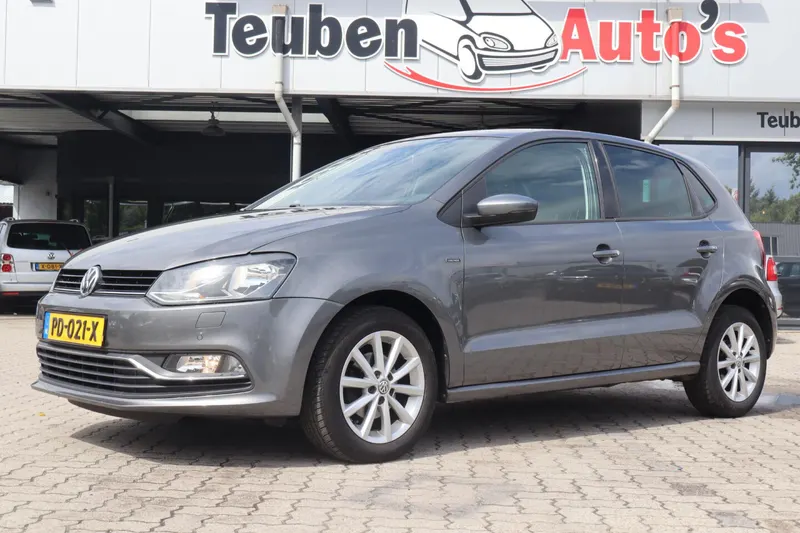 Volkswagen Polo (2015)