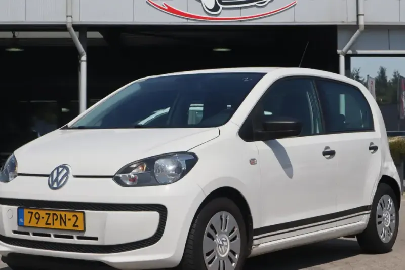 Volkswagen Up! (2013)