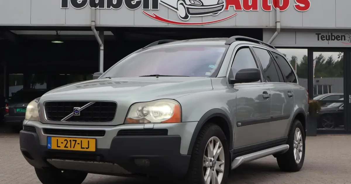 Volvo XC90 (2002) — foto 1