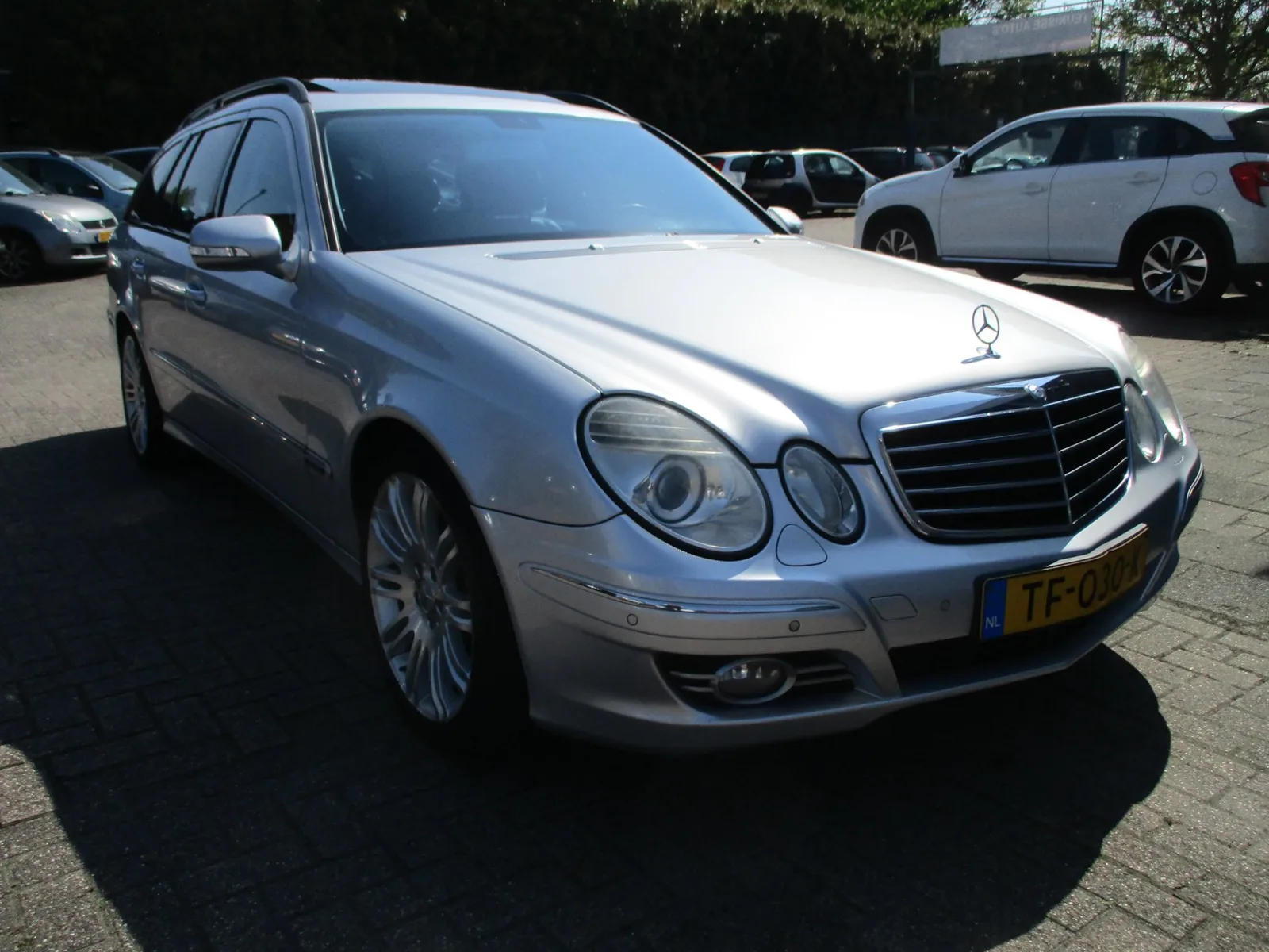 Mercedes-Benz E-Klasse (2007) — foto 1