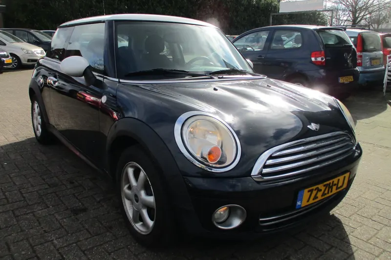 MINI Cooper (2008)