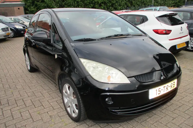Mitsubishi Colt (2006)