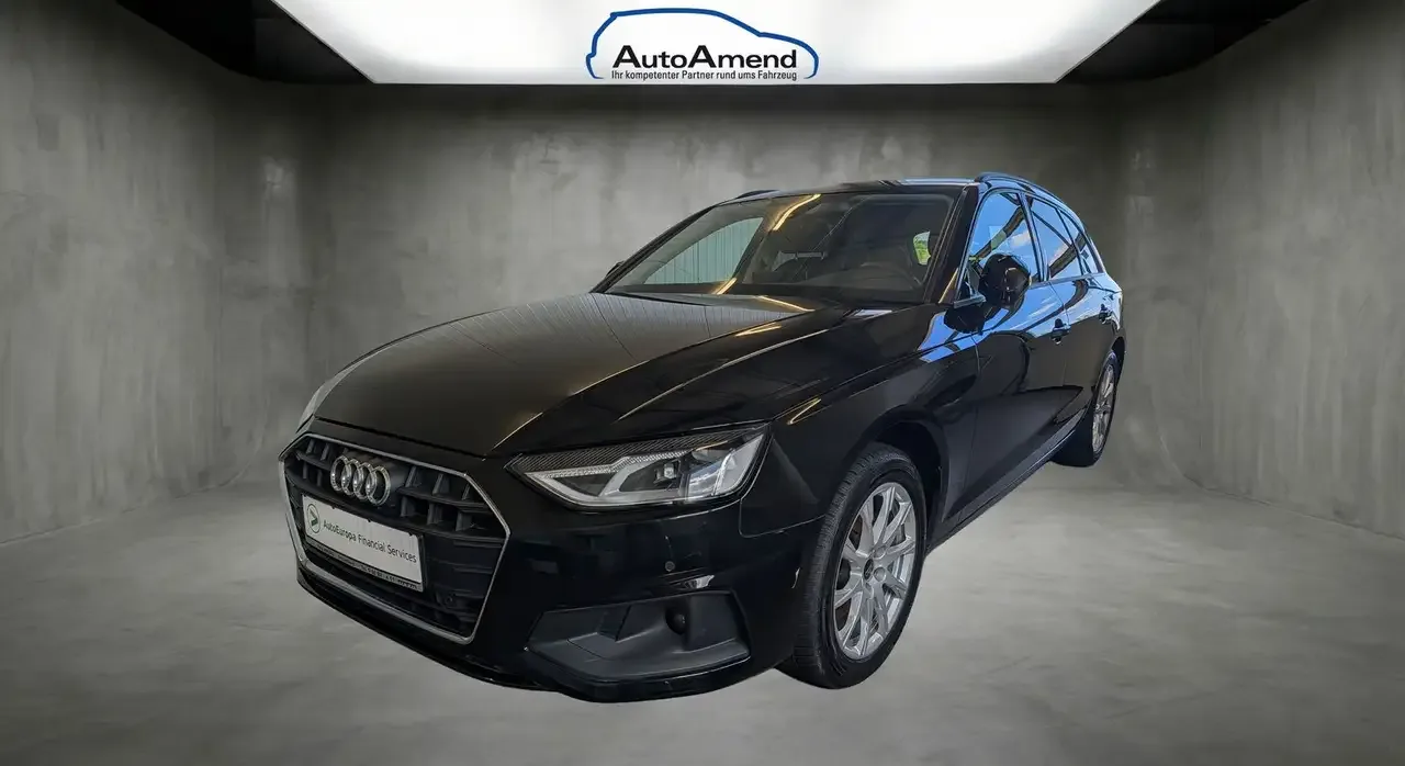 Audi A4 (2022) — foto 1