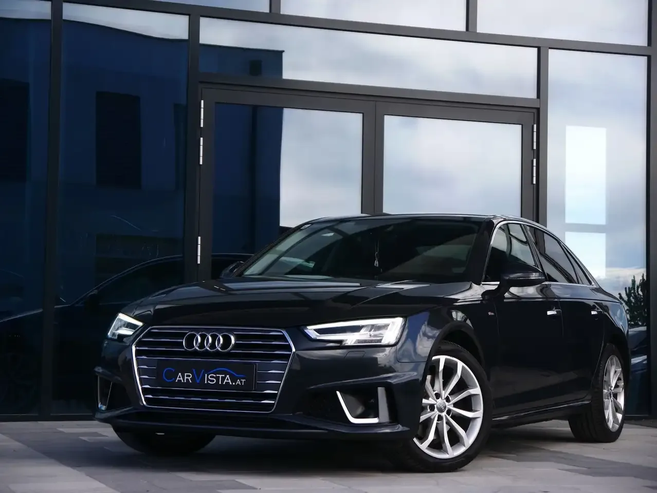 Audi A4 (2019) — foto 1