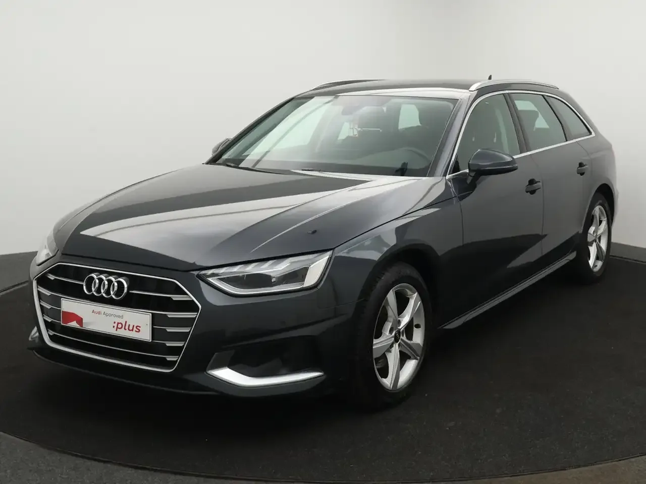 Audi A4 (2022) — foto 1
