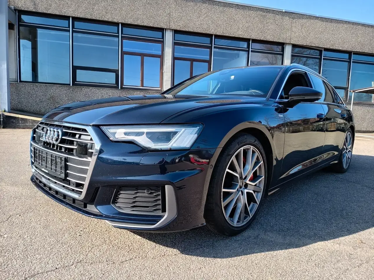 Audi A6 (2022) — foto 1