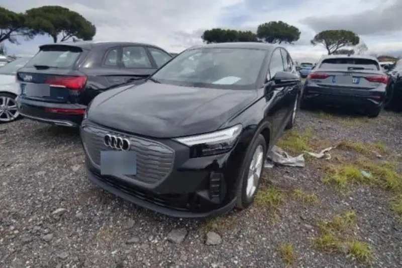 Audi Q4 e-tron (2024)