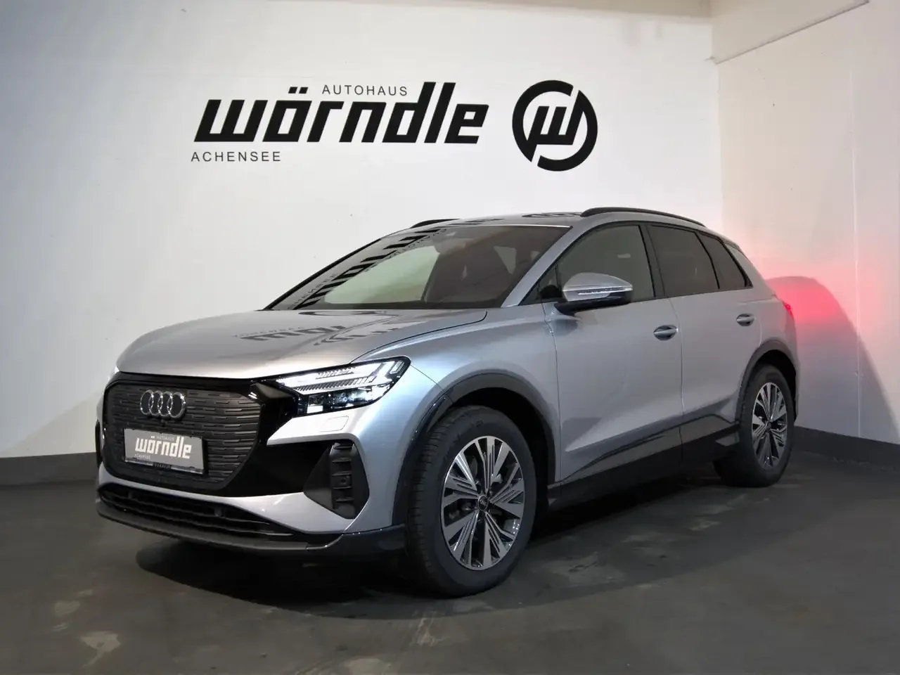 Audi Q4 e-tron (2023) — foto 1