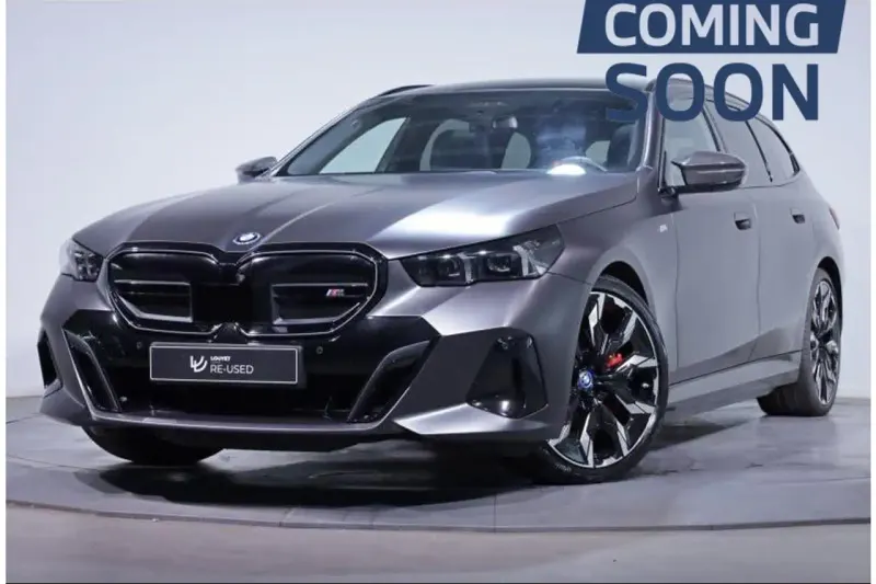 BMW i5 (2024)