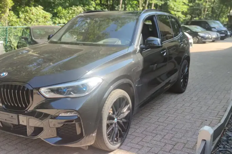 BMW X5 (2020)