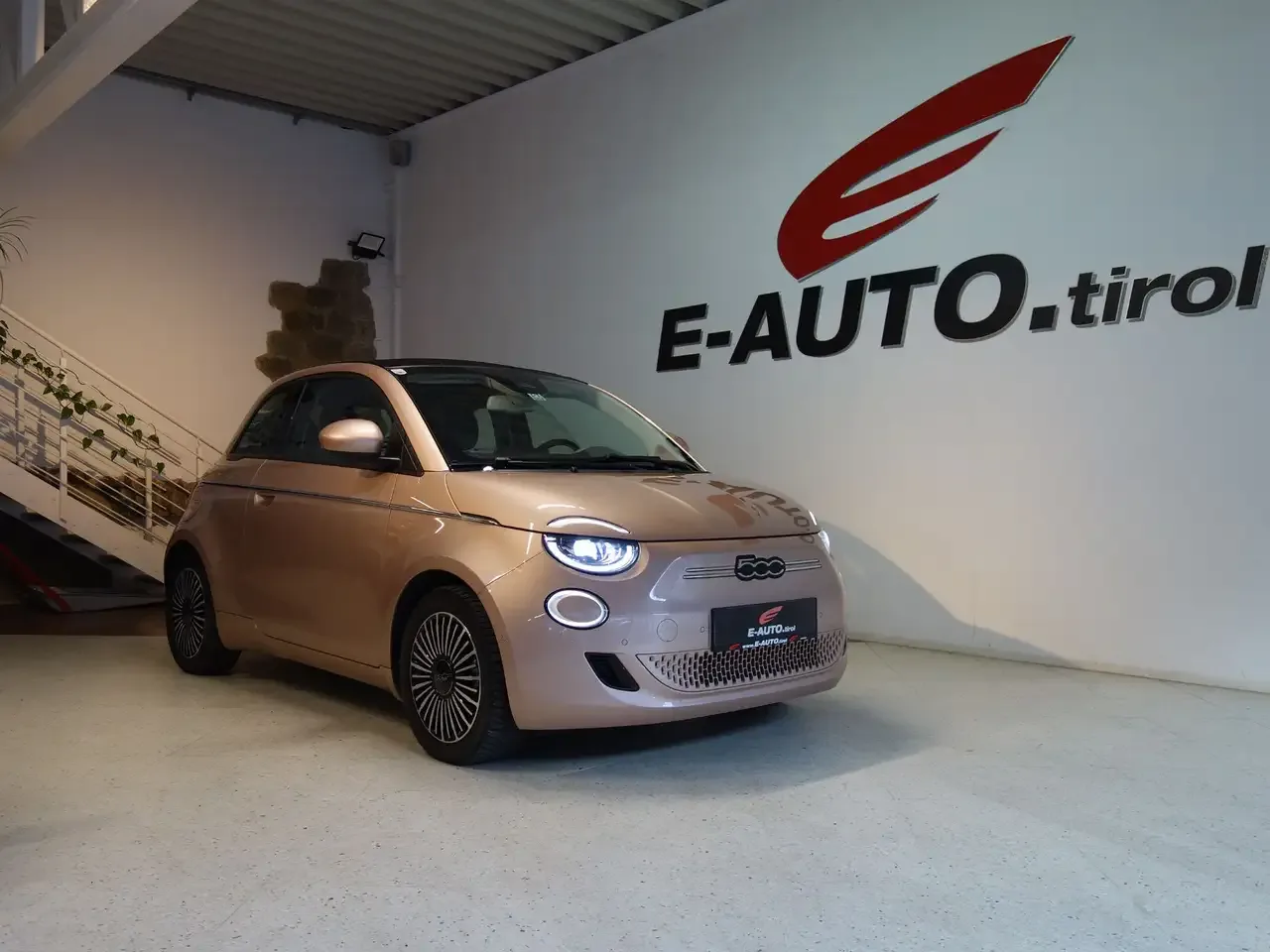 Fiat 500C (2021) — foto 1