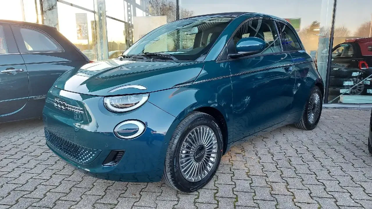 Fiat 500e (2023) — foto 1