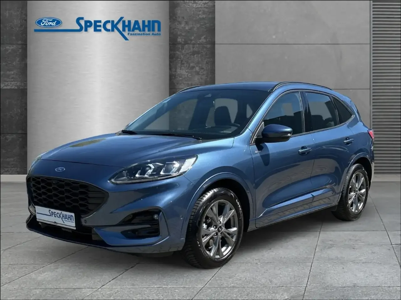 Ford Kuga (2024) — foto 1