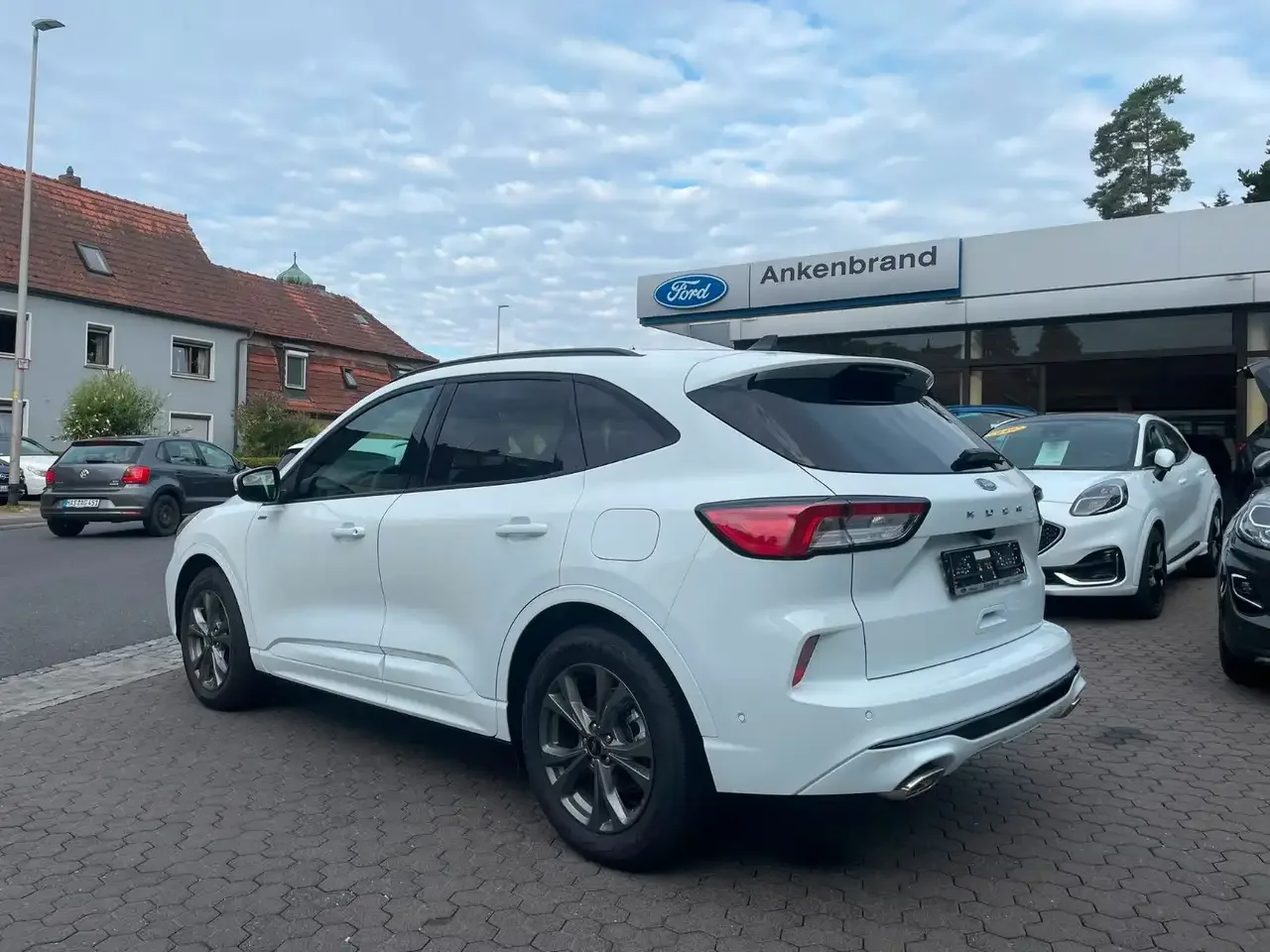 Ford Kuga (2024) — foto 1
