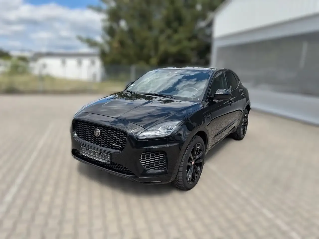 Jaguar E-Pace (2020) — foto 1