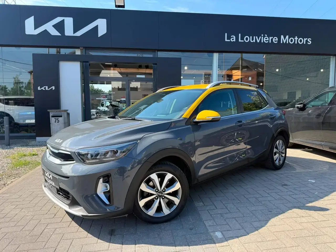 Kia Stonic (2023) — foto 1