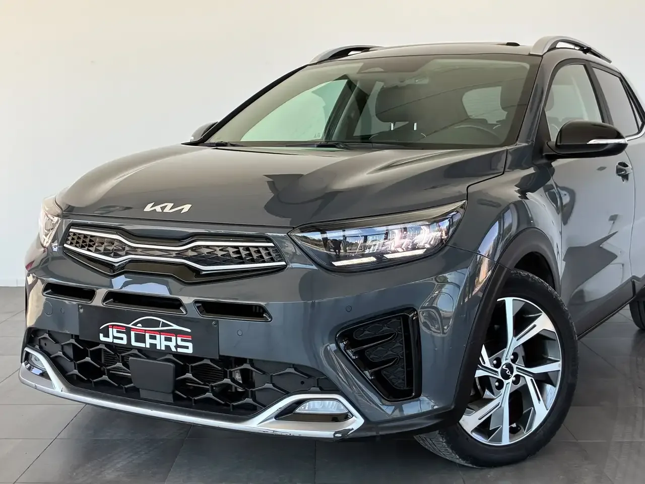 Kia Stonic (2022) — foto 1