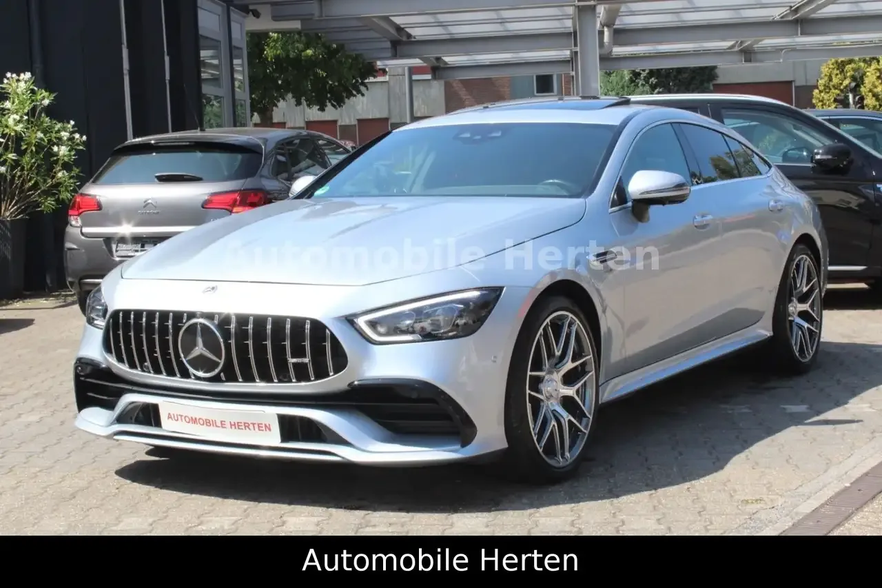 Mercedes-Benz AMG GT (2021) — foto 1