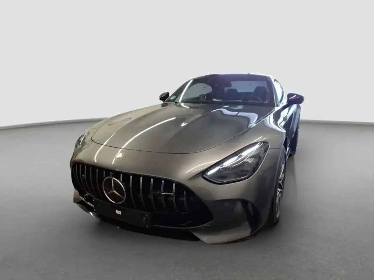 Mercedes-Benz AMG GT (2025) — foto 1