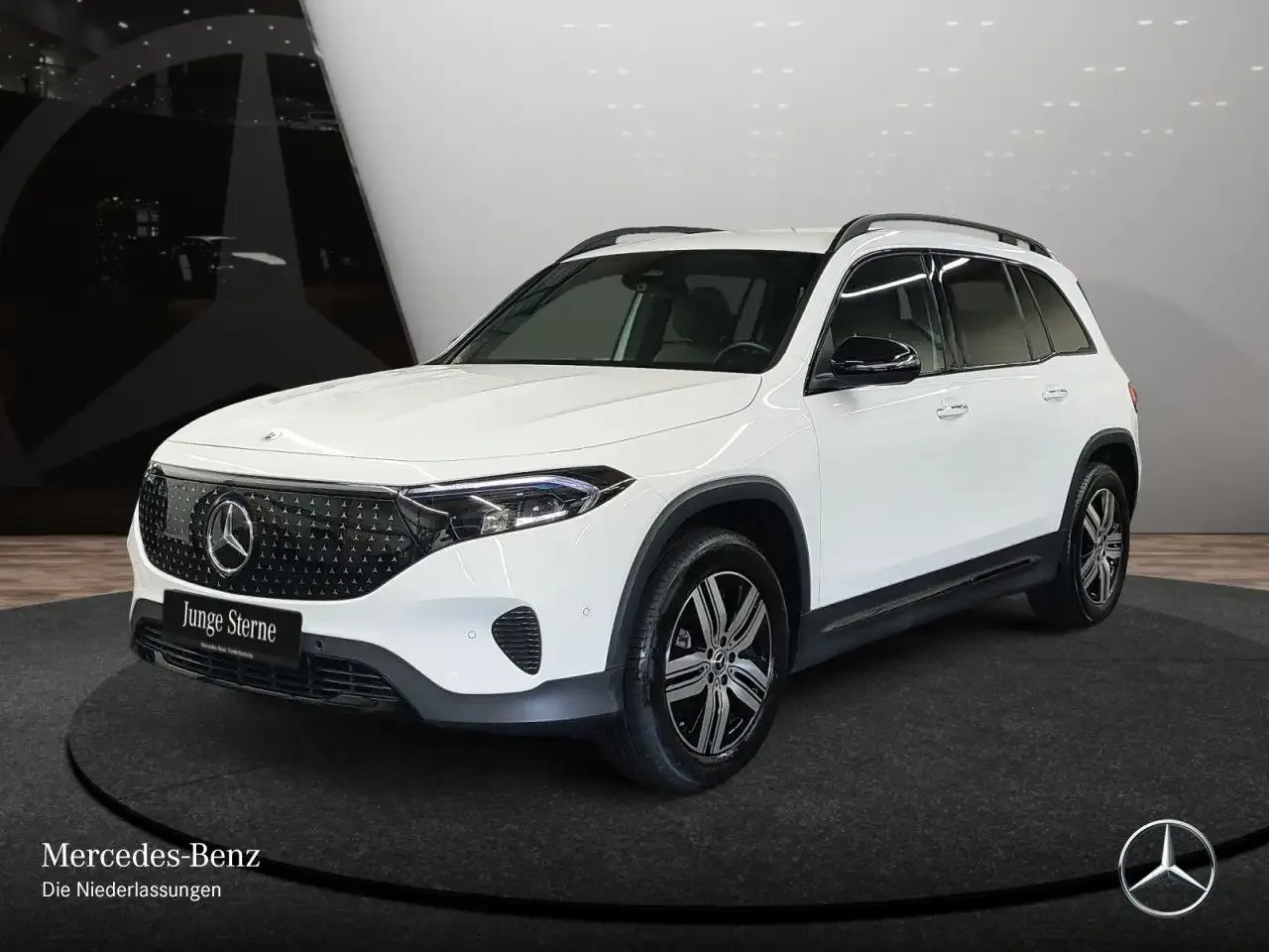 Mercedes-Benz EQB (2025) — foto 1