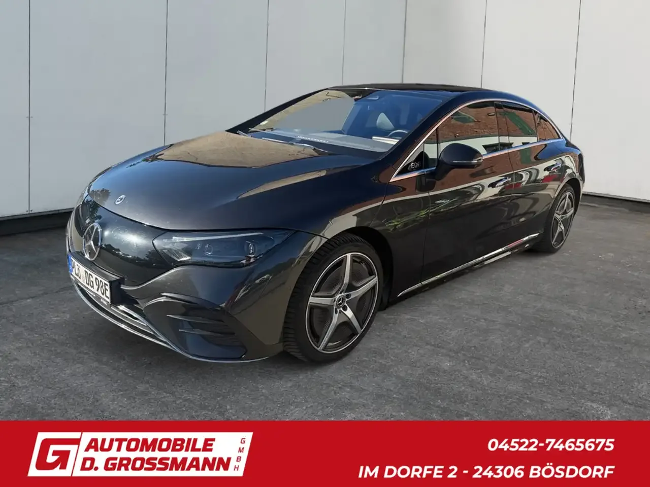 Mercedes-Benz EQE (2022) — foto 1