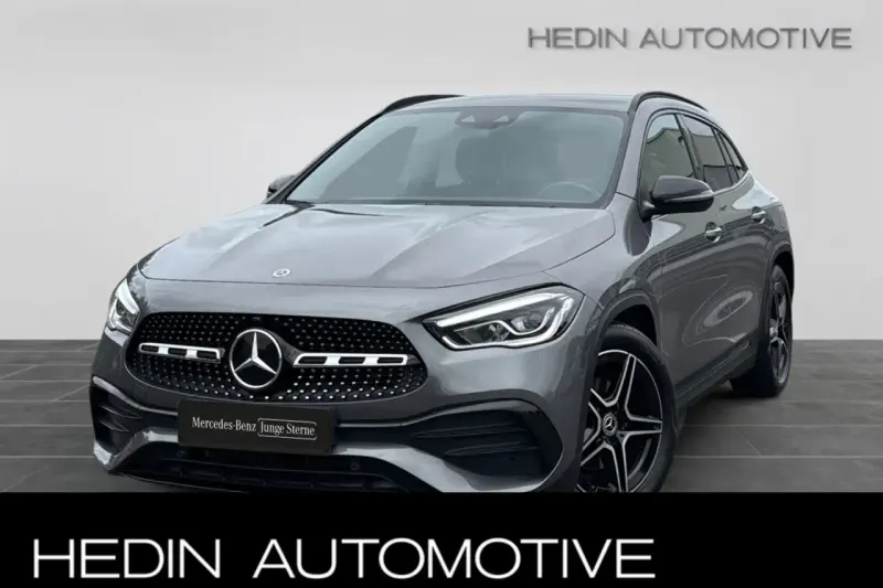 Mercedes-Benz GLA (2023)