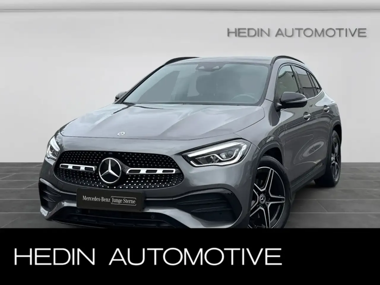 Mercedes-Benz GLA (2023) — foto 1