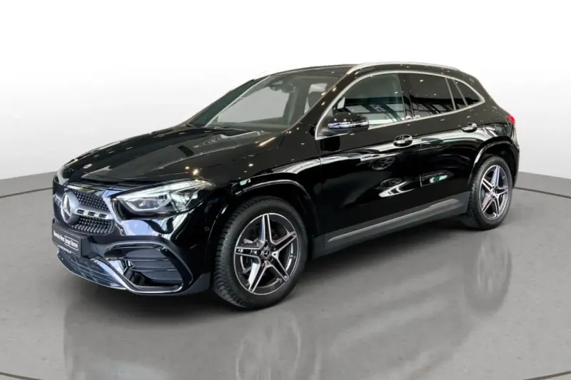 Mercedes-Benz GLA (2025)