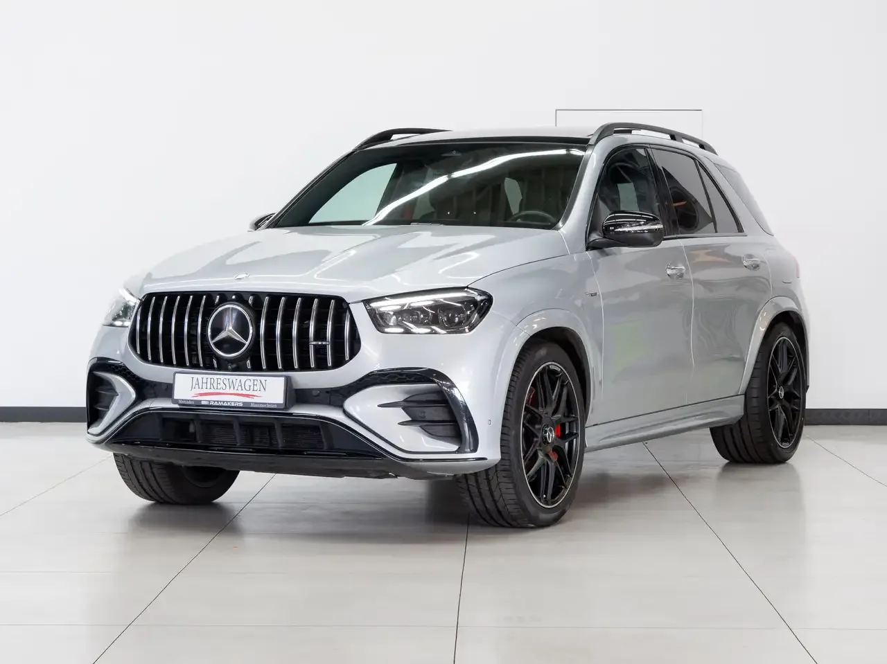 Mercedes-Benz GLE (2024) — foto 1