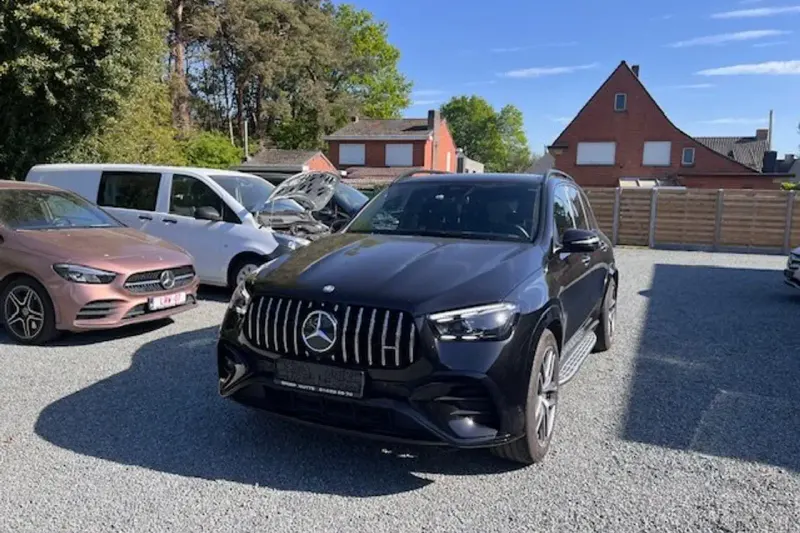 Mercedes-Benz GLE (2024)