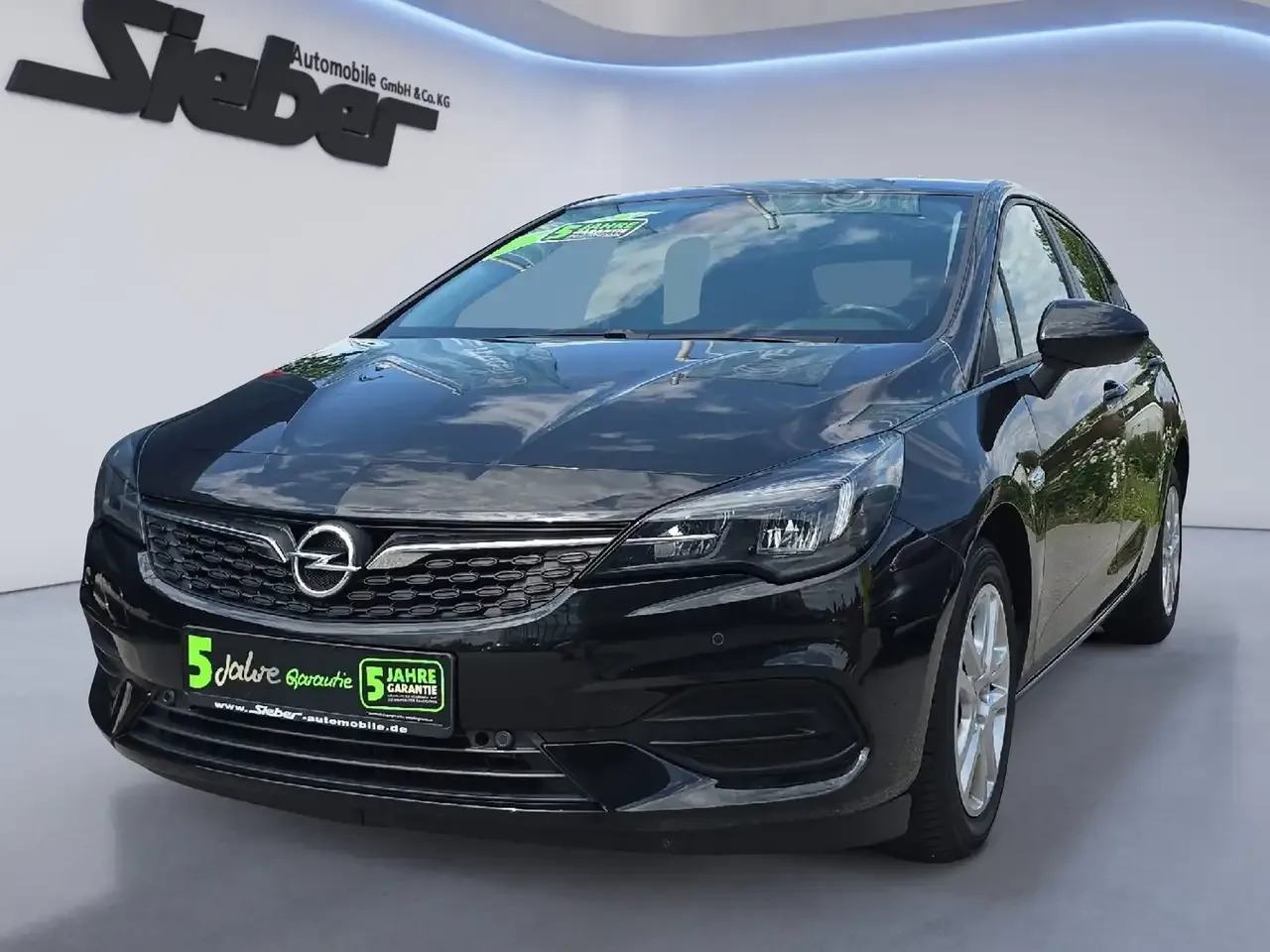 Opel Astra (2021) — foto 1