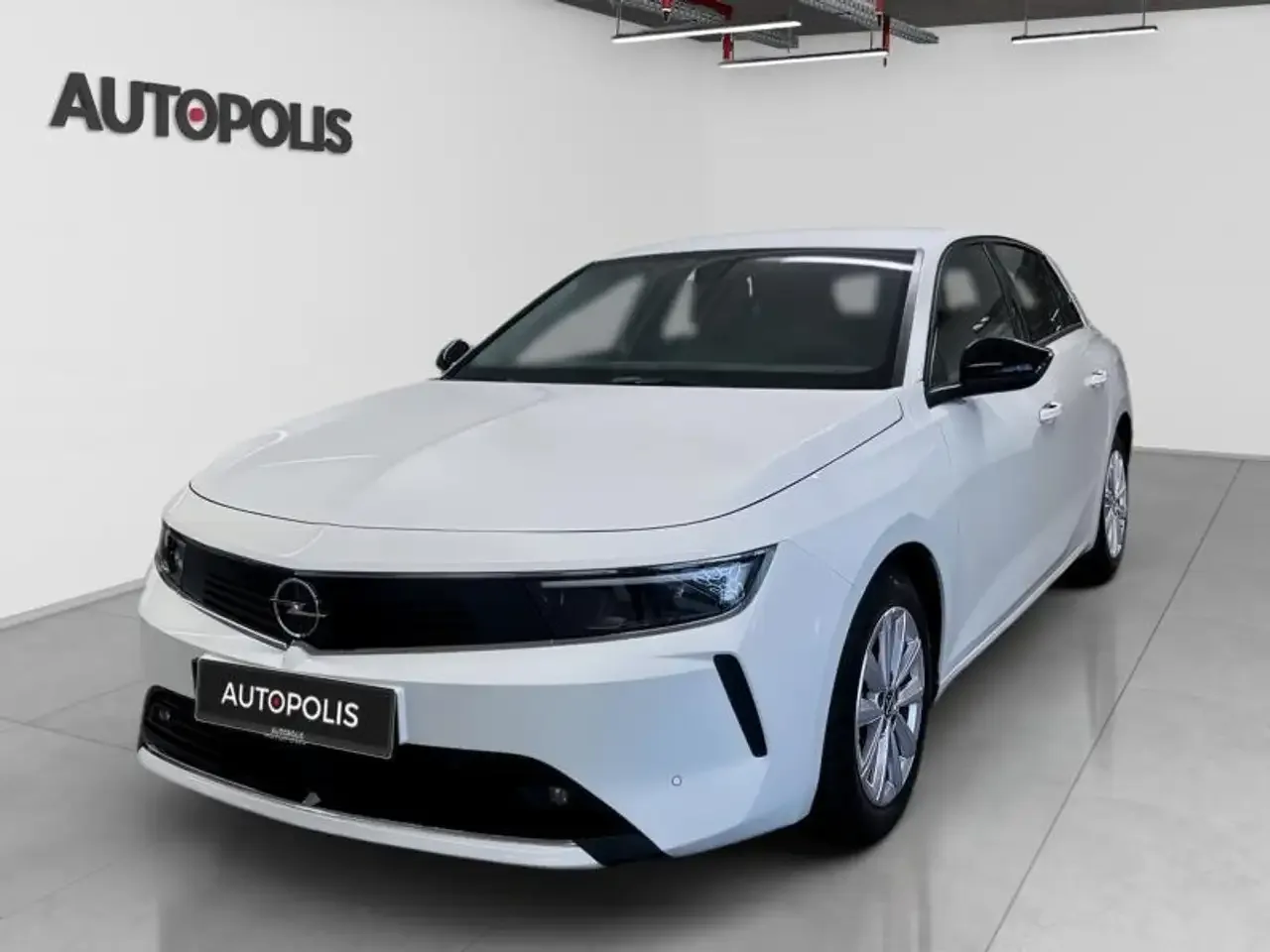 Opel Astra (2023) — foto 1