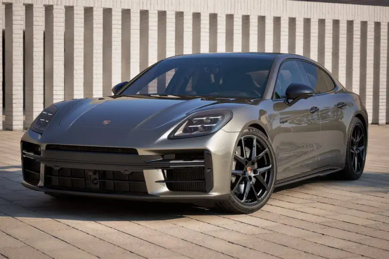 Porsche Panamera (2024)