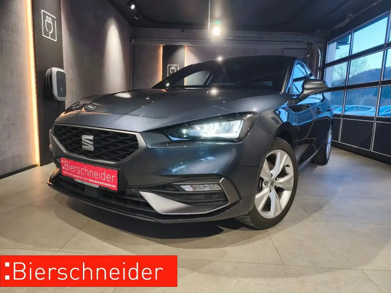 SEAT Leon (2025) — foto 1