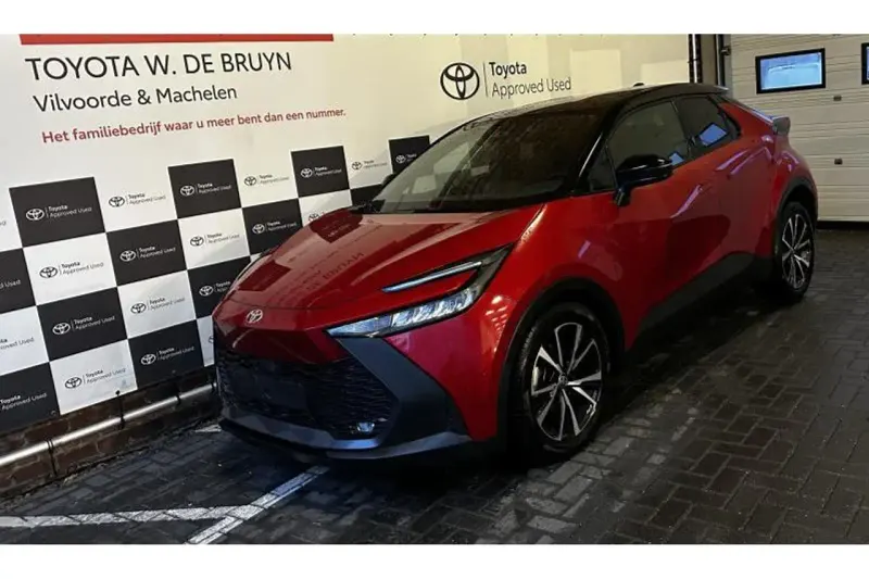 Toyota C-HR (2024)