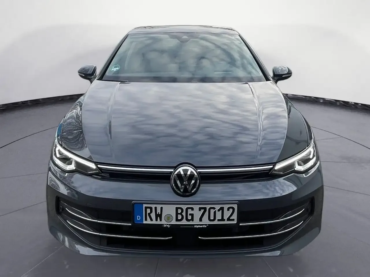Volkswagen Golf (2025) — foto 1