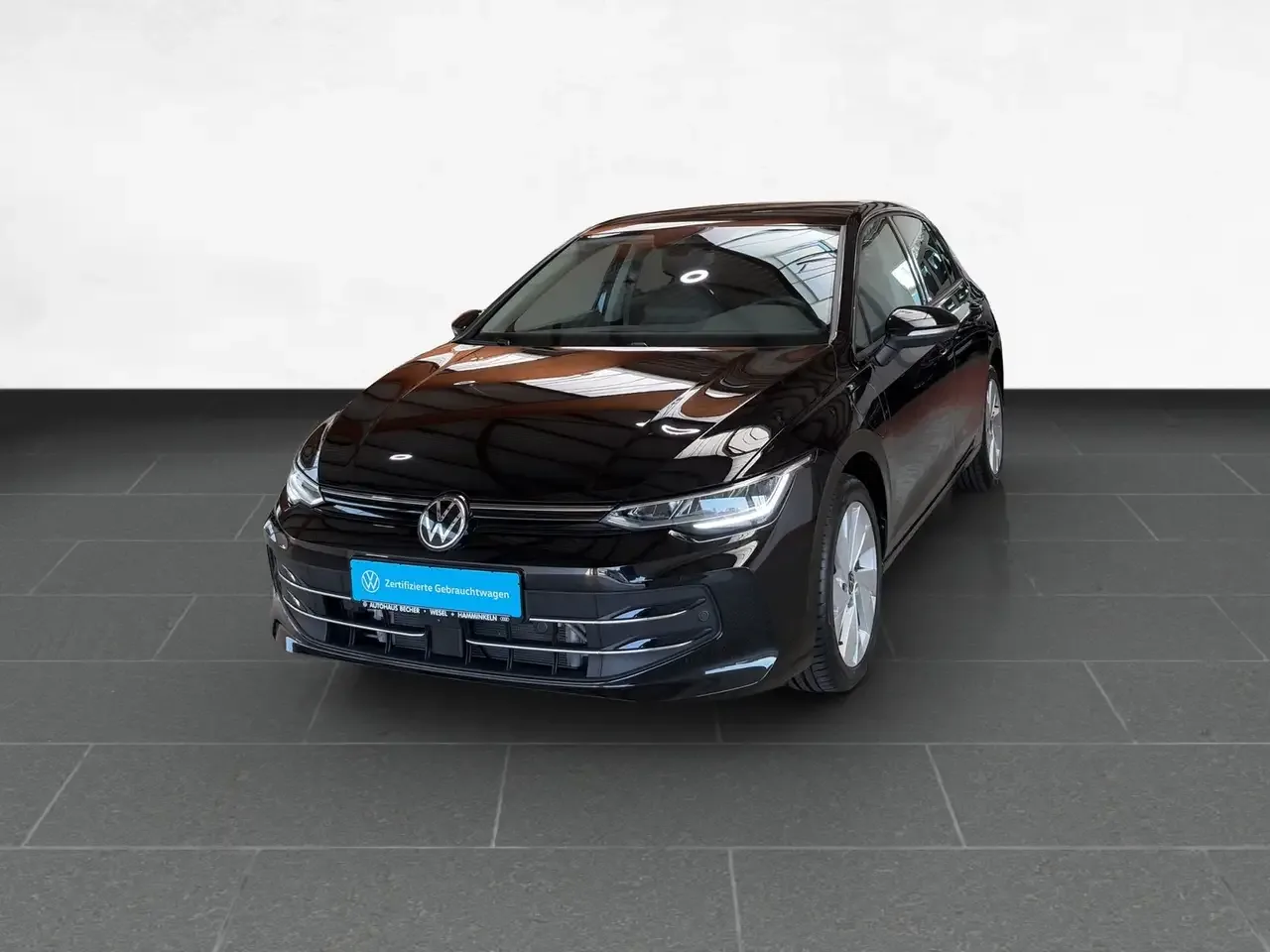 Volkswagen Golf (2025) — foto 1