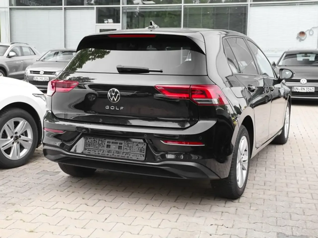 Volkswagen Golf (2023) — foto 1