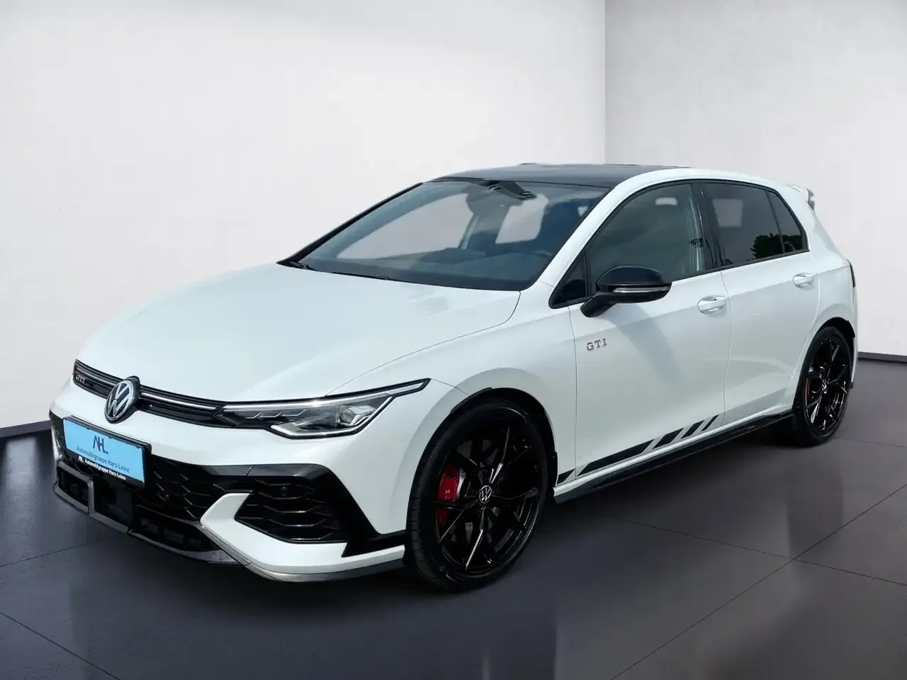 Volkswagen Golf (2025) — foto 1