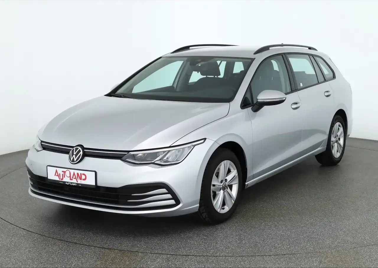 Volkswagen Golf (2020) — foto 1