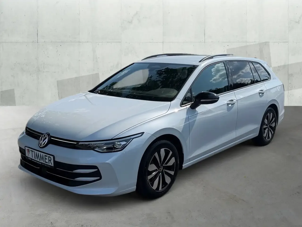Volkswagen Golf (2025) — foto 1
