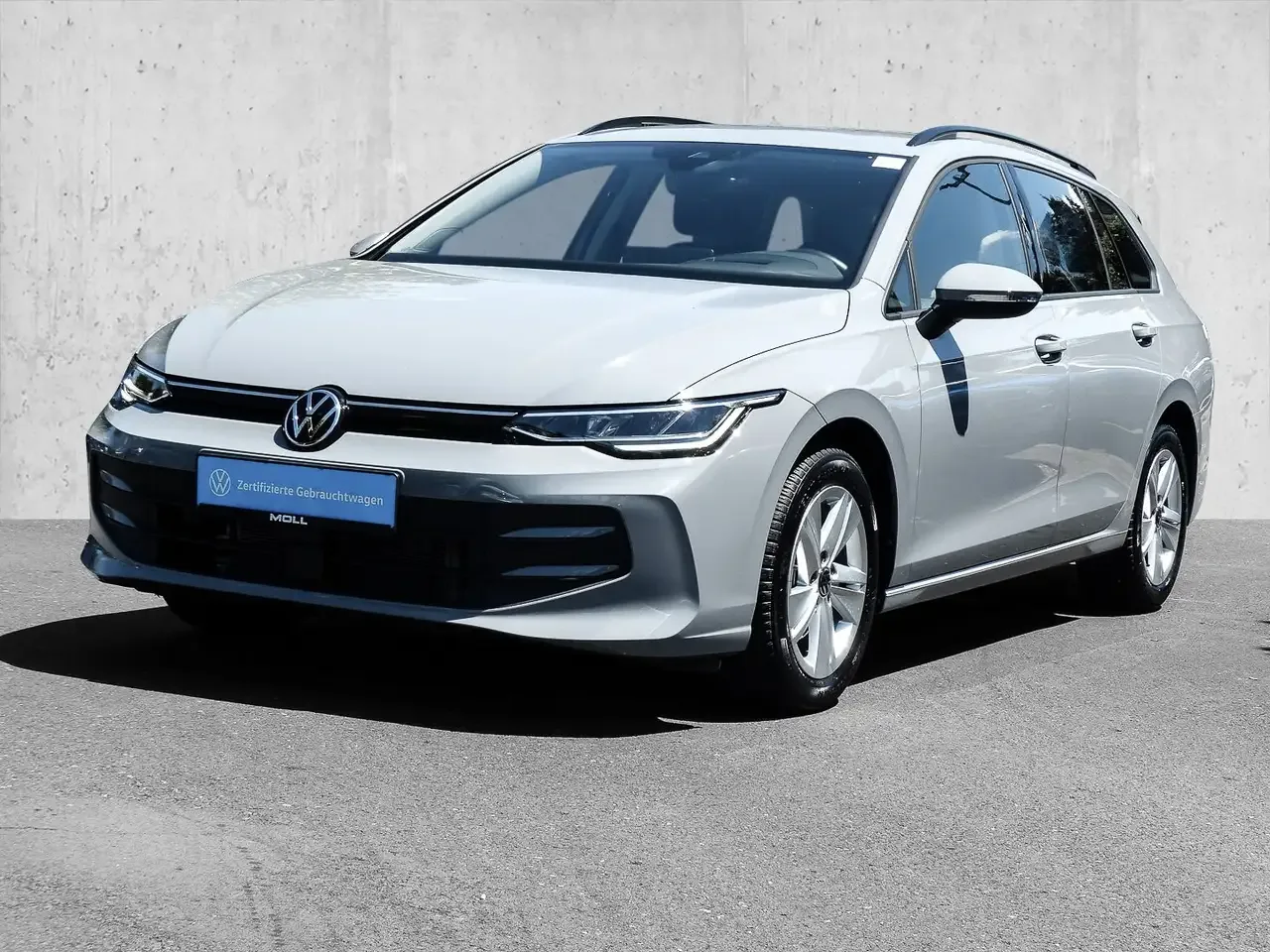 Volkswagen Golf (2025) — foto 1